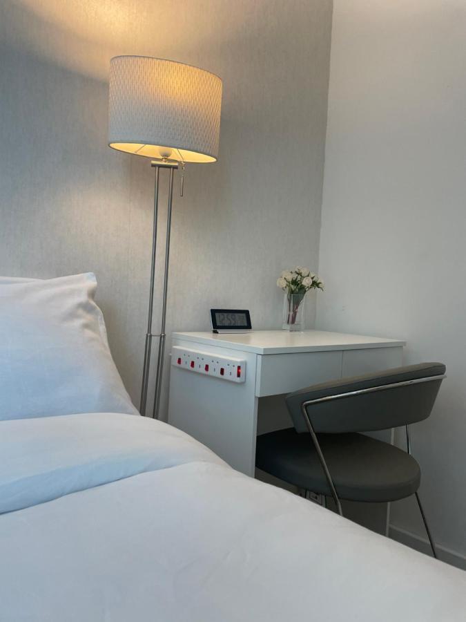 Shared Apartment In Central 런던 외부 사진