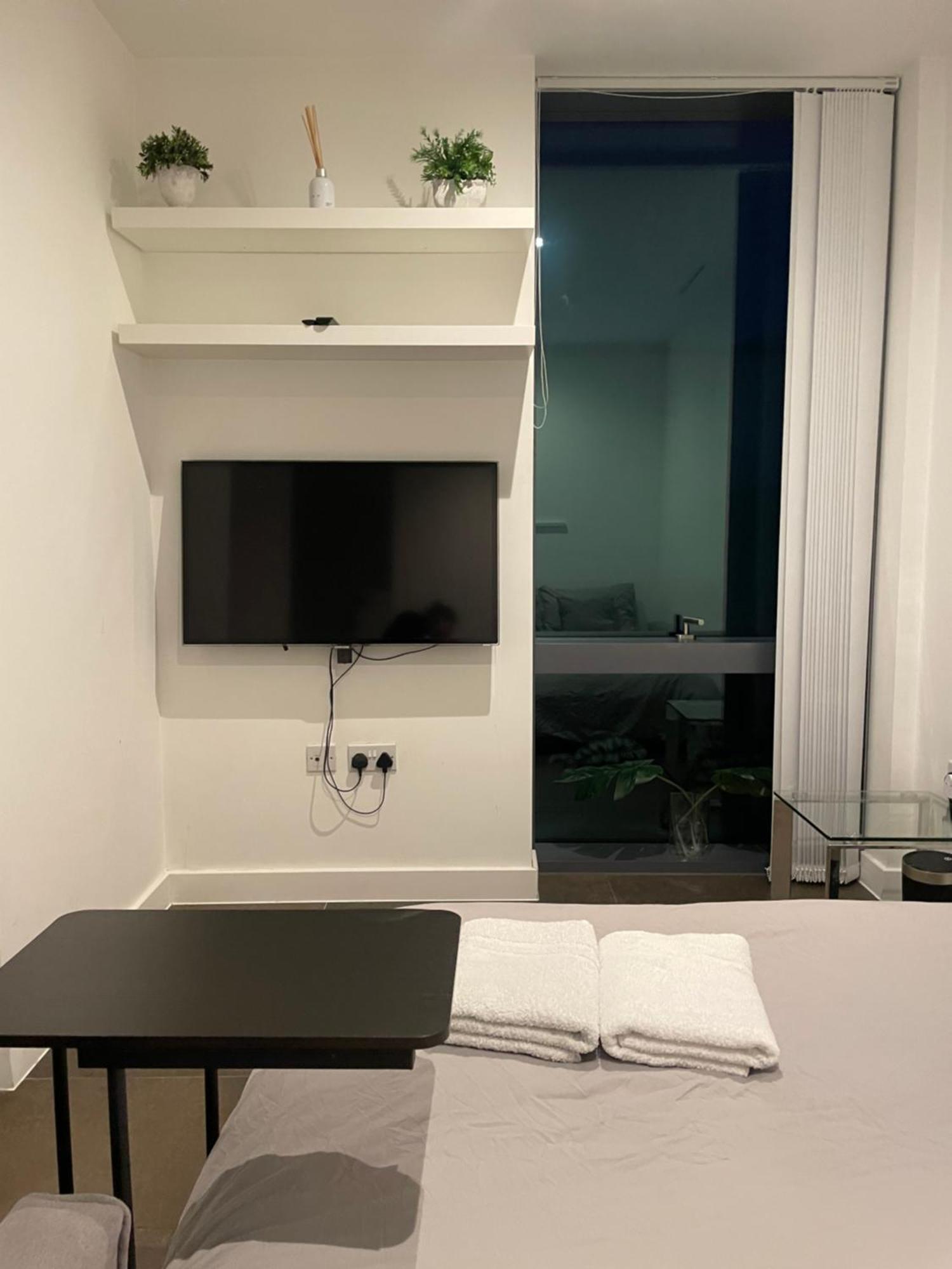 Shared Apartment In Central 런던 외부 사진